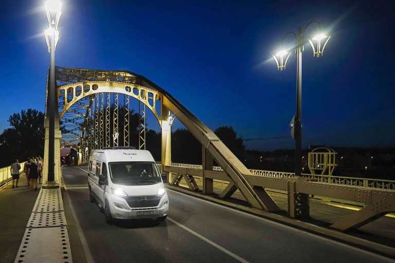 Cómo funciona la red de distribuidores de Clever Vans en España