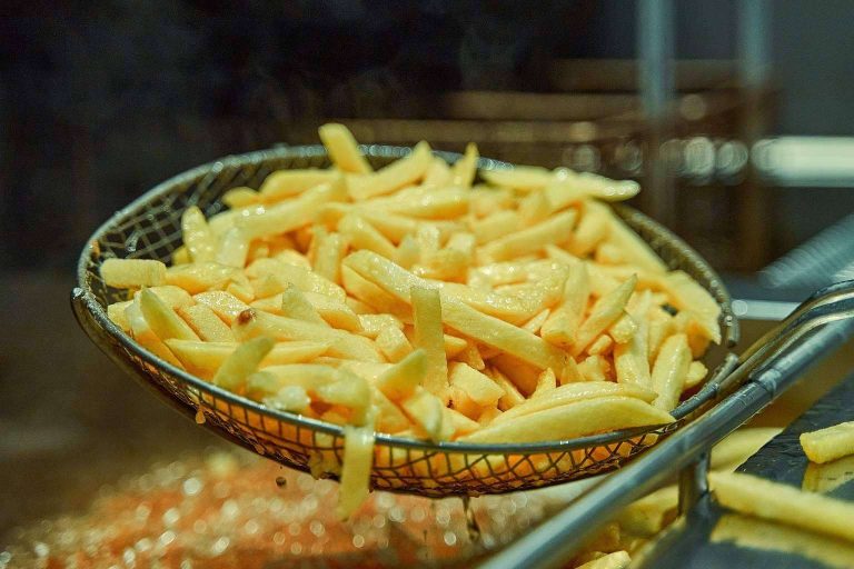 ¿Cuáles son las ventajas de las freidoras industriales?, de la mano de Auxihostelería