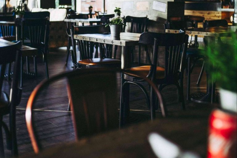 Mobiliario de hostelería, con Auxihostelería