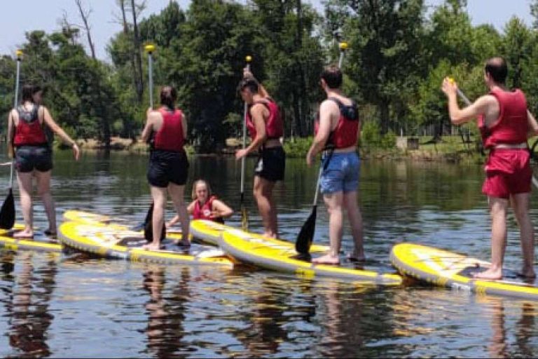 Expertos en paddle surf en Salamanca, con Turismo Activa