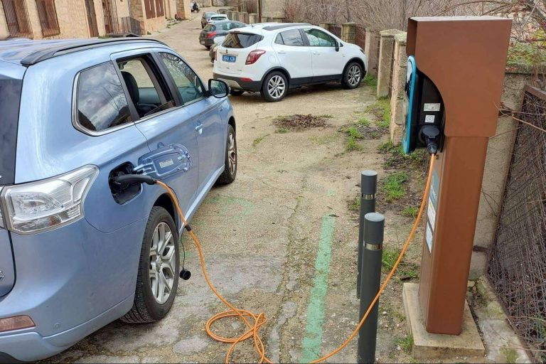 Etecnic gestiona 28 estaciones de carga en Castilla y León