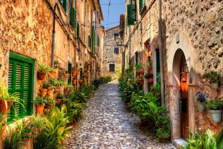 Descubriendo el encanto oculto de Mallorca, Cala Ratjada en Otoño