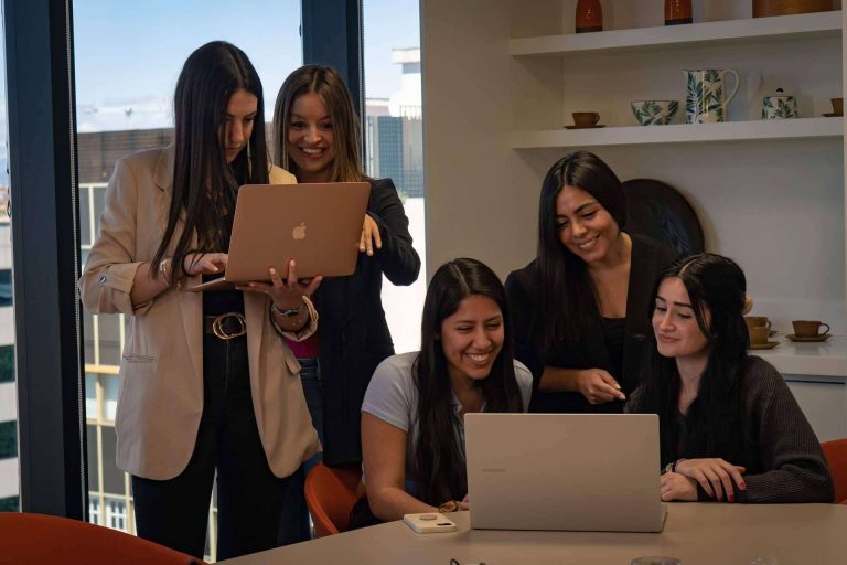 Primera Impresión lleva a cabo estrategias de marketing que impulsan el éxito empresarial