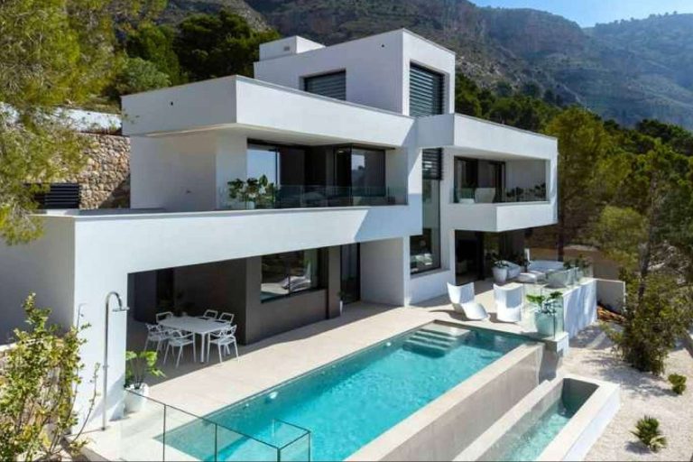 Venta de propiedades de obra nueva y segunda mano en la Costa Blanca, con Home Target