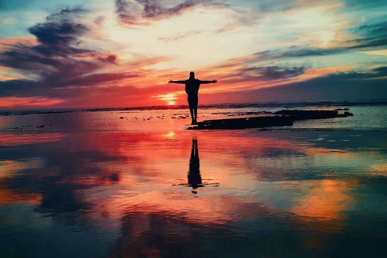 Naked Chief, una web donde encontrar cientos de entrevistas con consejos y valores de directivos y emprendedores