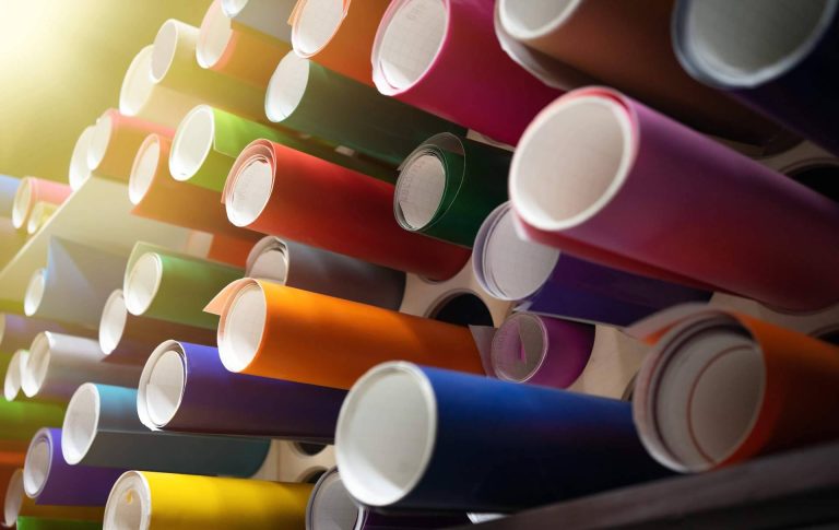 Las ventajas de contar con una empresa fabricante de vinilos para coche como SEVU Printing