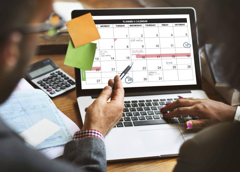 Soluciones personalizadas de integraciones con sistemas para optimizar el control horario de una empresa