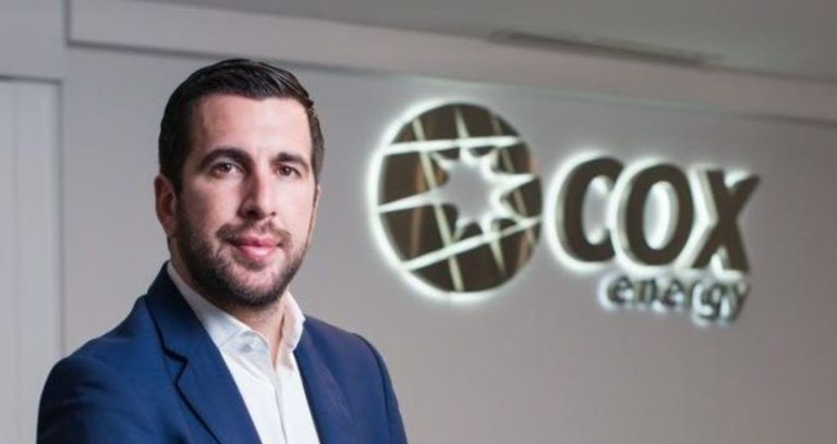 Riquelme premia a los minoritarios de Cox Energy con la integración de Abengoa Energía