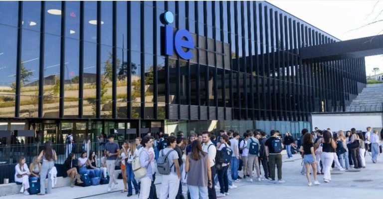 IE University amplía sus títulos con Matemáticas Aplicadas, Sostenibilidad, Arquitectura y Desarrollo Internacional