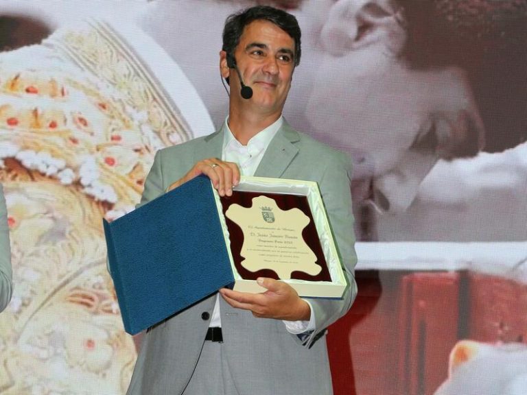 Jesulín, sin María José Campanario, se convierte en el pregonero de las fiestas de Ubrique