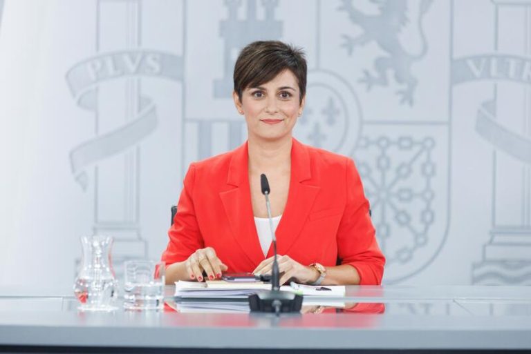 El Gobierno reitera su apoyo a las campeonas del mundo y afirma que las quiere ver 