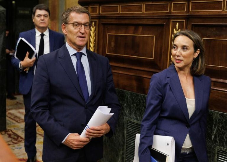 Feijóo buscará hoy en la investidura ganar la batalla del relato acusando a Sánchez de pagar el precio de la amnistía