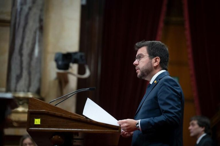 El Govern anuncia un Plan para garantizar el uso del catalán en el sistema sanitario de Cataluña