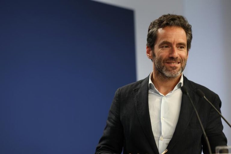 Sémper niega debate en el PP con la abstención a Sánchez