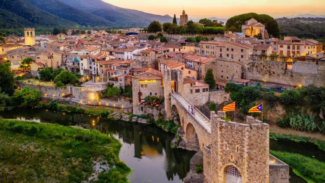 Besalú: Un Viaje en el Tiempo en Cataluña