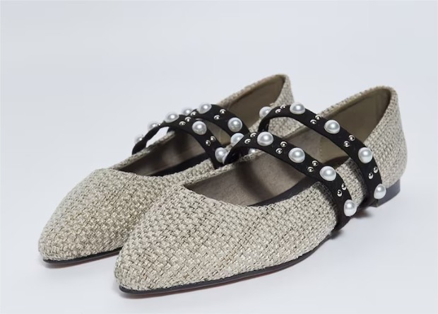 Zapatos planos y elegantes de El Corte Inglés por menos de 60 euros 5 Zapato Perlas Tachas