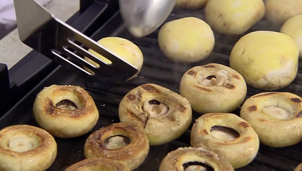 La receta de champiñones al ajillo de Arguiñano que te sorprenderá