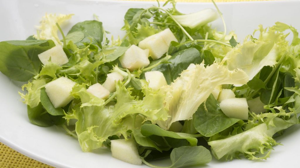 Pasos para la preparación de la ensalada de otoño