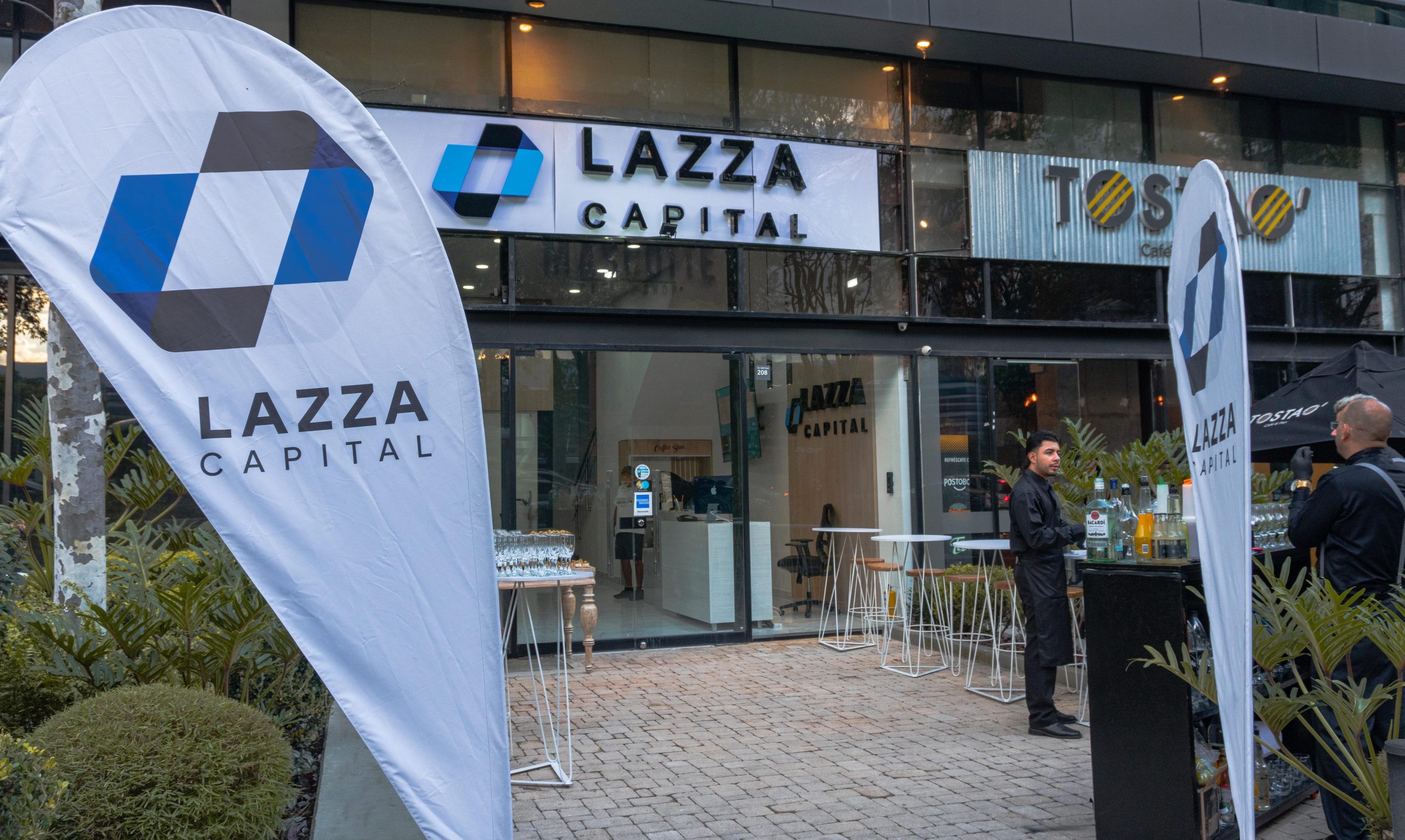 Lazza Capital estrena nueva oficina en Medellín: un paso hacia la sostenibilidad 1 DSC05991 min scaled