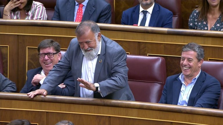 El diputado del PSOE que asustó en la investidura fallida de Feijóo