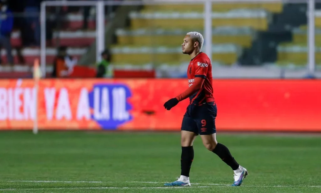 En enero debe estar en el Barça