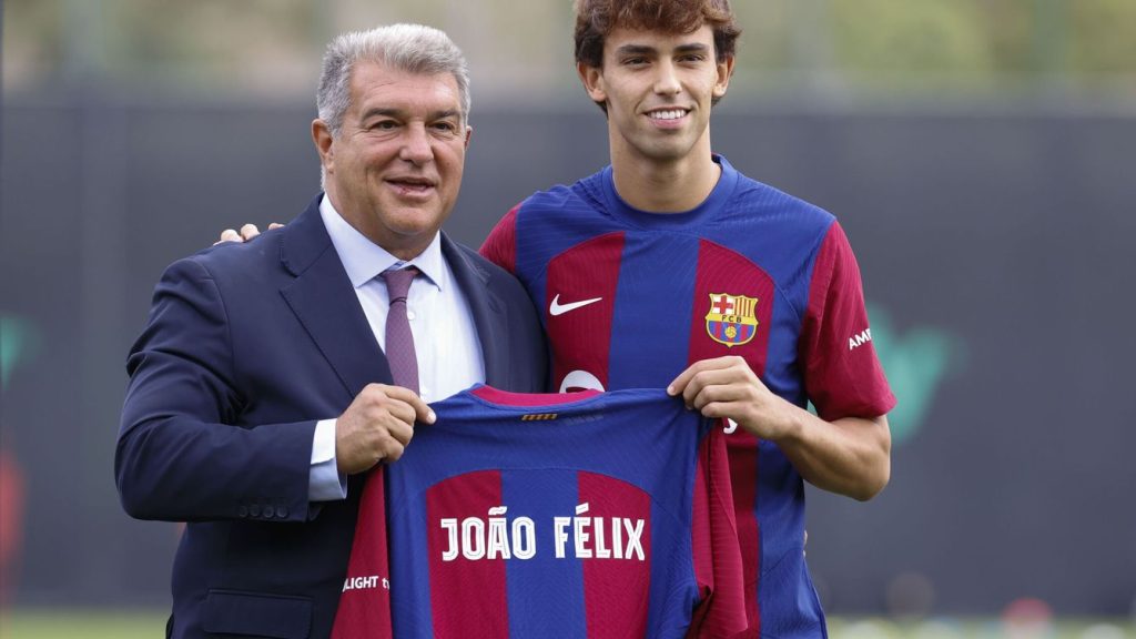 El mensajito de Joao Félix a Simeone que no ha gustado a los atléticos 165 Está feliz en el Barcelona