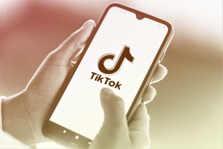 Los «manteros» llegan a TikTok con riesgo de prisión