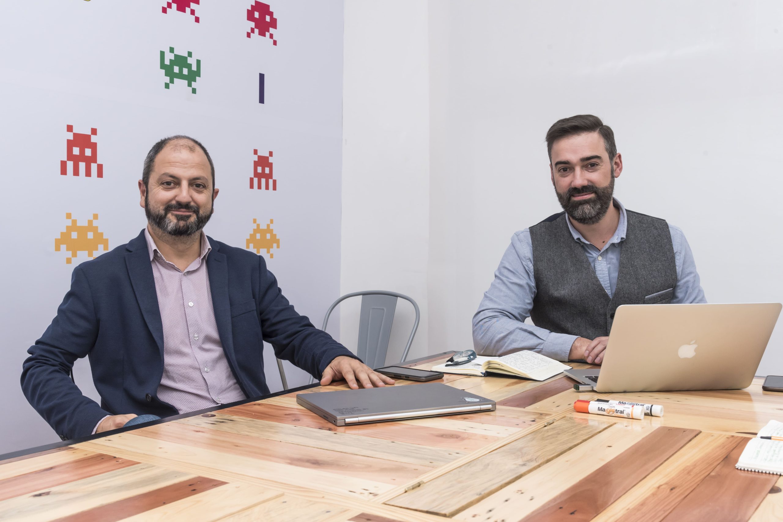 La agencia digital Smartup consolida seis años de crecimiento superando los 5 millones de facturación 1 IMAGEN SOCIOS SMARTUP DAVID RUIZ IVAN PALOMERA scaled