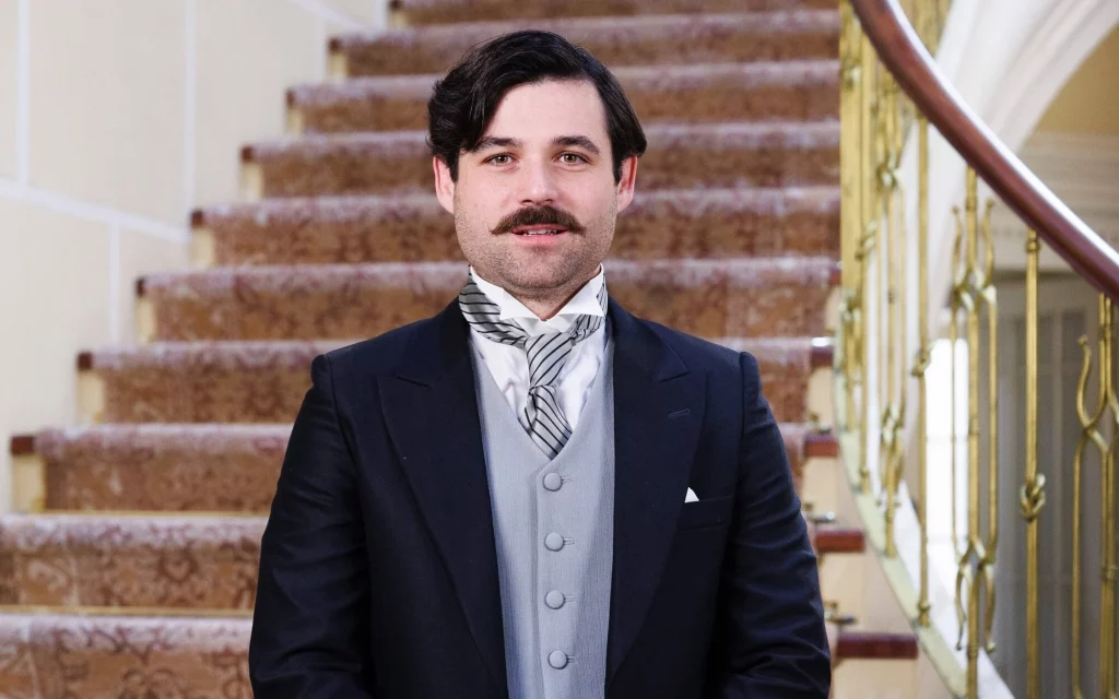 La relación de Arturo Sancho con Rodolfo Sancho y su hijo Daniel y 'La Promesa'