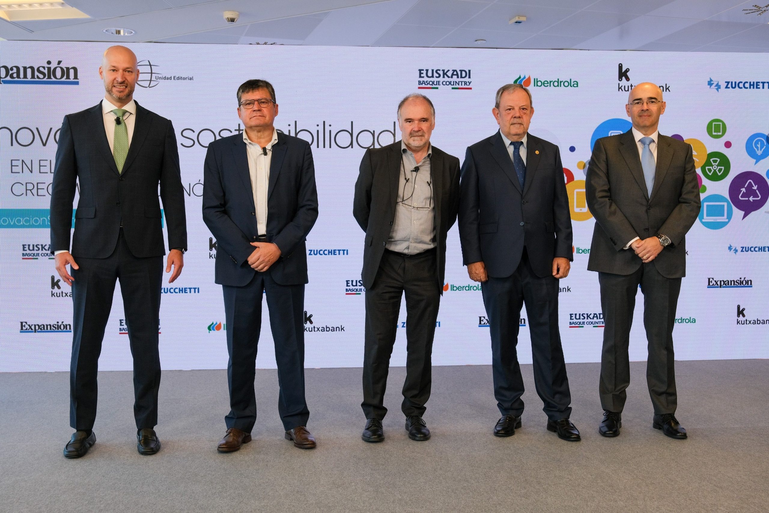 Zucchetti Spain promueve la reindustrialización en clave digital y verde en el Foro Expansión 1 PhotocallPatrocinadoresForoEXPANSION scaled