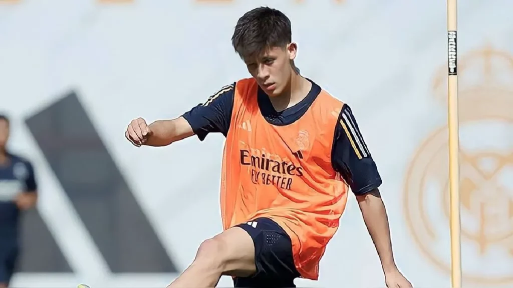 ¿Por qué ha vuelto a lesionarse Arda Güler? 72 Se le está resistiendo la convocatoria