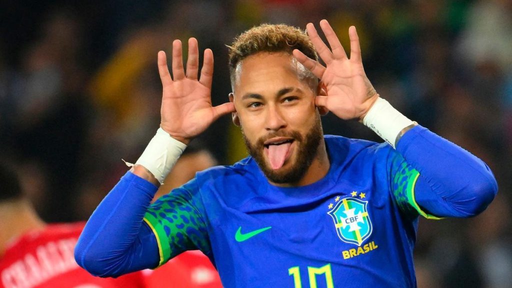 Saltan los rumores: ¿podría ser este el futuro destino de Neymar? 73 Sus últimos ciclos los quiere pasar tranquilo