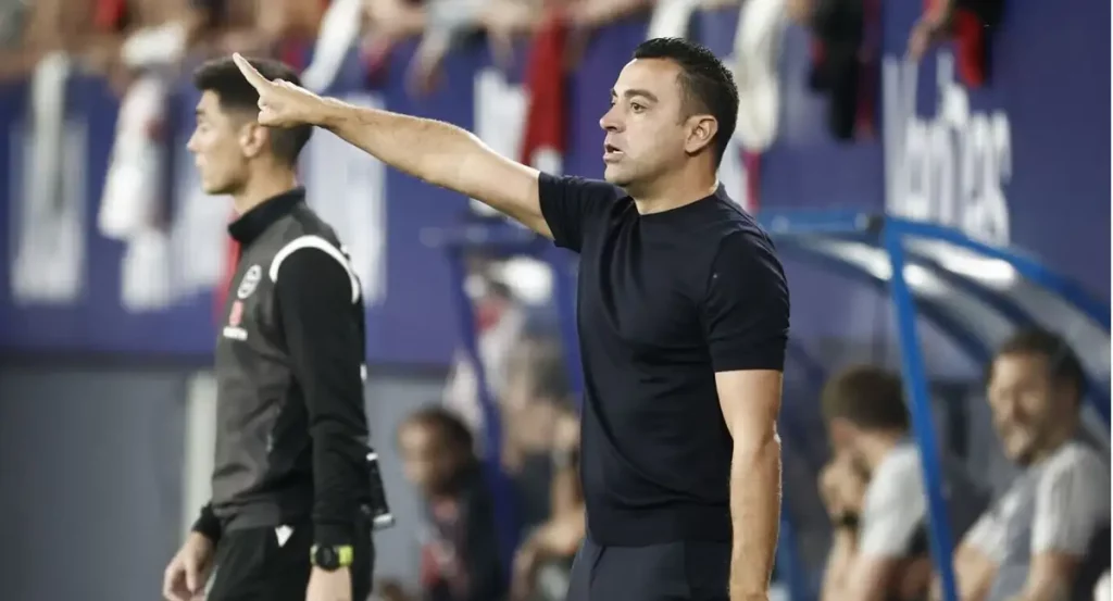 El impactante y millonario patrimonio de Xavi como jugador y entrenador del Barça 38 El legado de Xavi: Más allá del terreno de juego