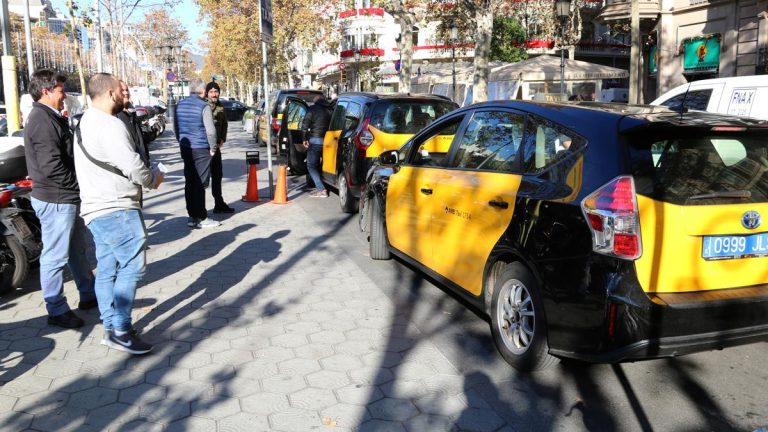 Elite Taxi apunta contra la Universidad de Barcelona