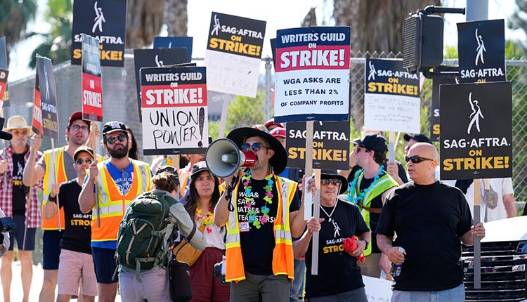 La huelga de actores de Hollywood continua a pesar del final de la de guionistas 1 Actores Hollywood guionistas huelga