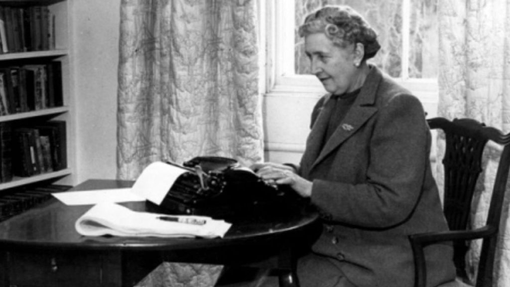 ¿Quién es Agatha Christie?