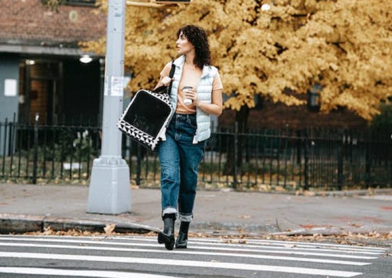 Botines de mujer: Elegancia y versatilidad en cada paso