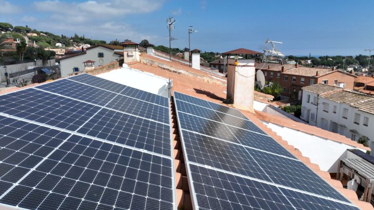 Naturgy revoluciona el autoconsumo energético con su Batería Virtual