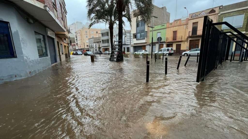 ebd26269 809a 4ec0 93a2 5b43493106f7 16 9 discover aspect ratio default 0