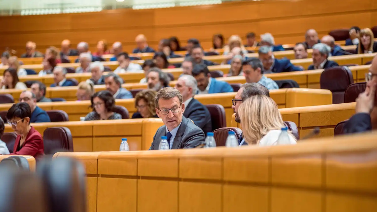 Los gastos de transportes de los senadores son uno de los datos más llamativos de la institución