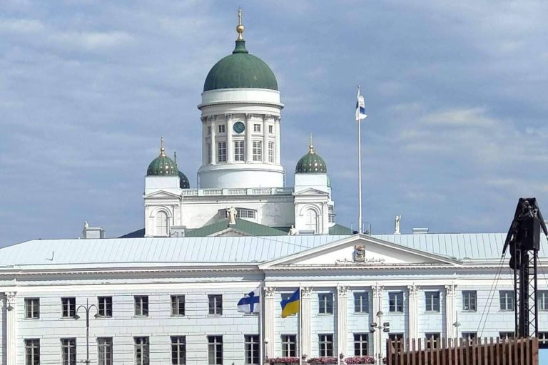 ¿Cómo descubrir todos los encantos de Helsinki? Con Viada Tours