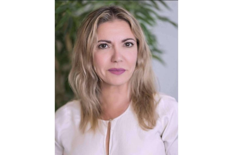 Los motivos por los que cuesta tanto mantener relaciones largas hoy en día, según la psicóloga Mariola Moreno Quesada, especializada en relaciones de pareja