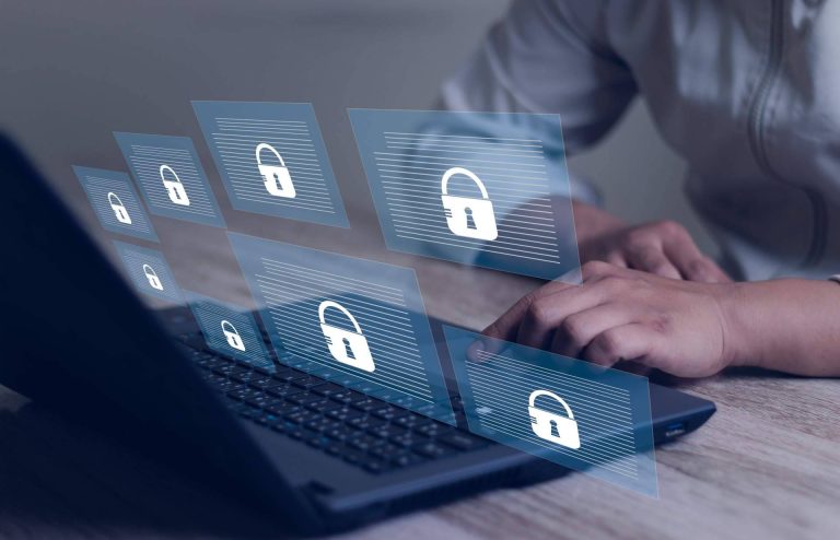 ¿Cómo impacta la Ley de Protección de Datos en la gestión de dispositivos?