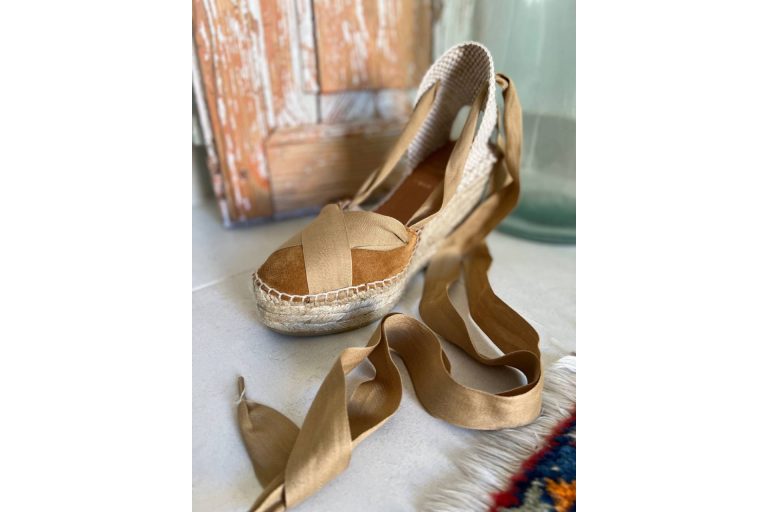 Juncal Aguirre y sus alpargatas con cuña