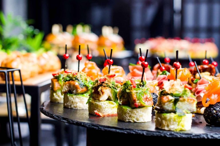 Tendencias culinarias 2023; lo último en catering para eventos en Madrid
