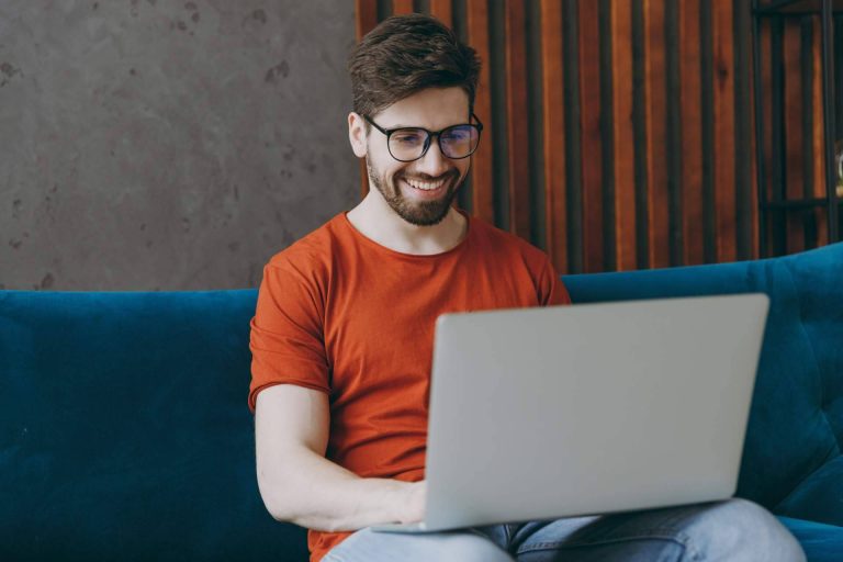 Fake You y Wordle, aplicaciones de moda entre los jóvenes