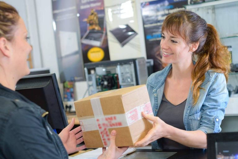 Los envíos sin etiquetas para ahorrar papel y reducir las emisiones de CO2 de InPost