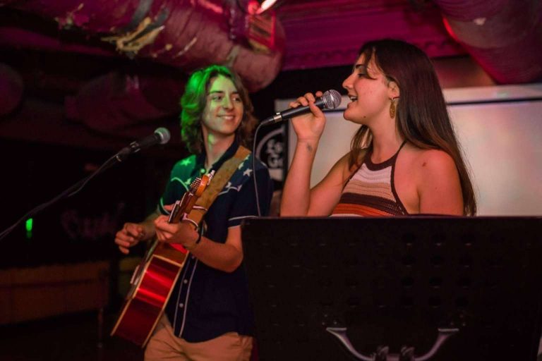 Dos empresas que revolucionan la hostelería gracias a la música en vivo