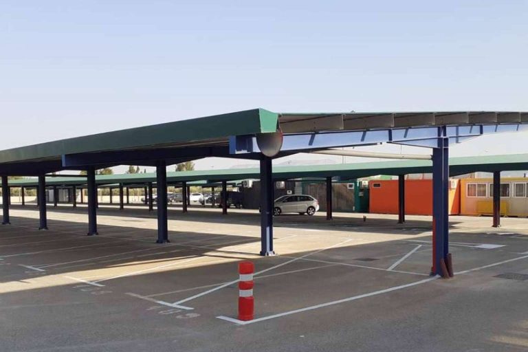 Dejar el coche en buenas manos antes de coger un vuelo en el aparcamiento de Grupo Cariño del aeropuerto de Granada