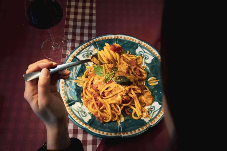 Spaccanapoli Barcelona ofrece los verdaderos productos y gastronomía de Nápoles en el centro de Barcelona